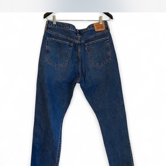 Levi's Iconic 501 Men's Blue Distressed Straight Jeans size 32 - Picture 7 of 8